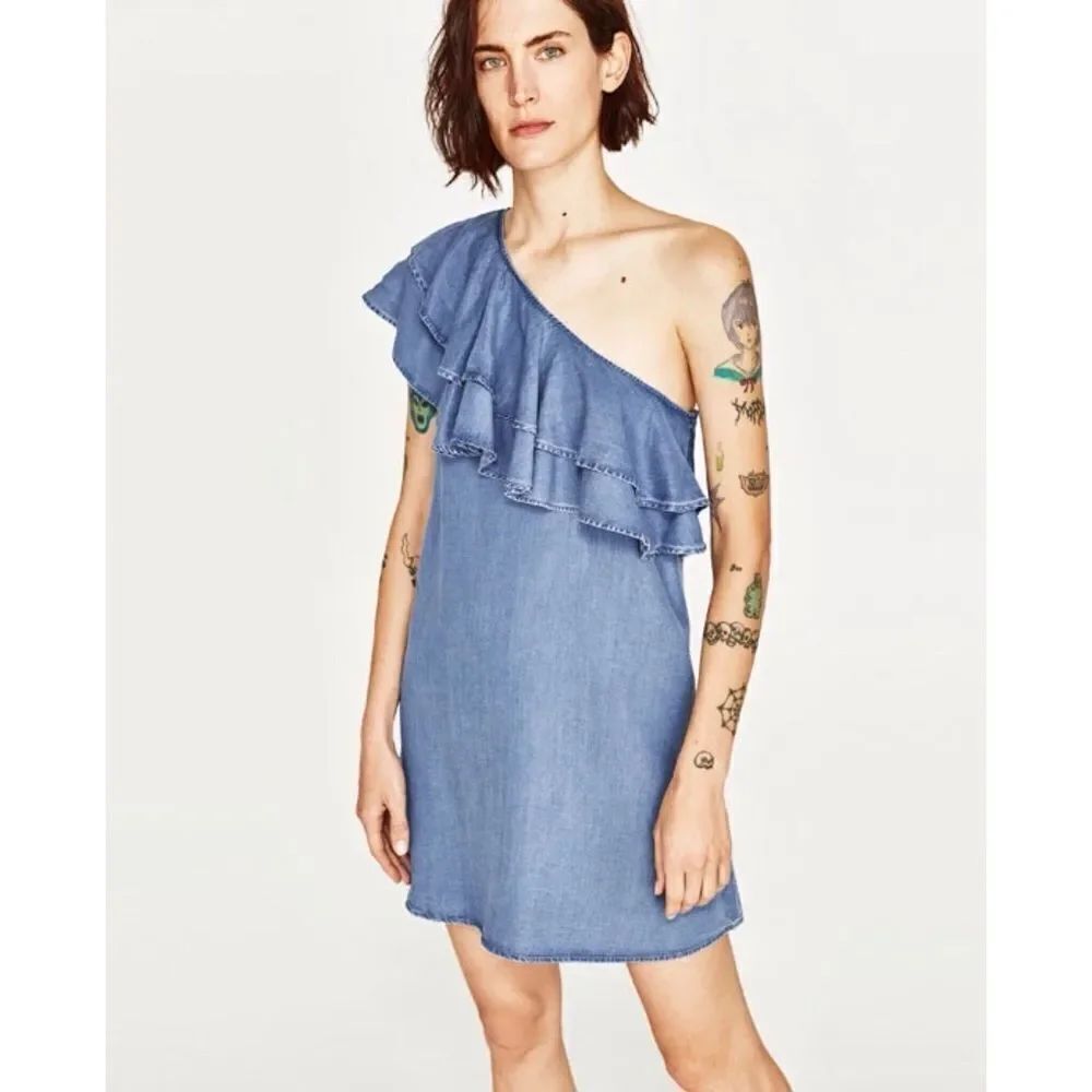 ✨ HP✨FRILLED ASYMMETRIC DRESS:✨ - Picture 2 of 8